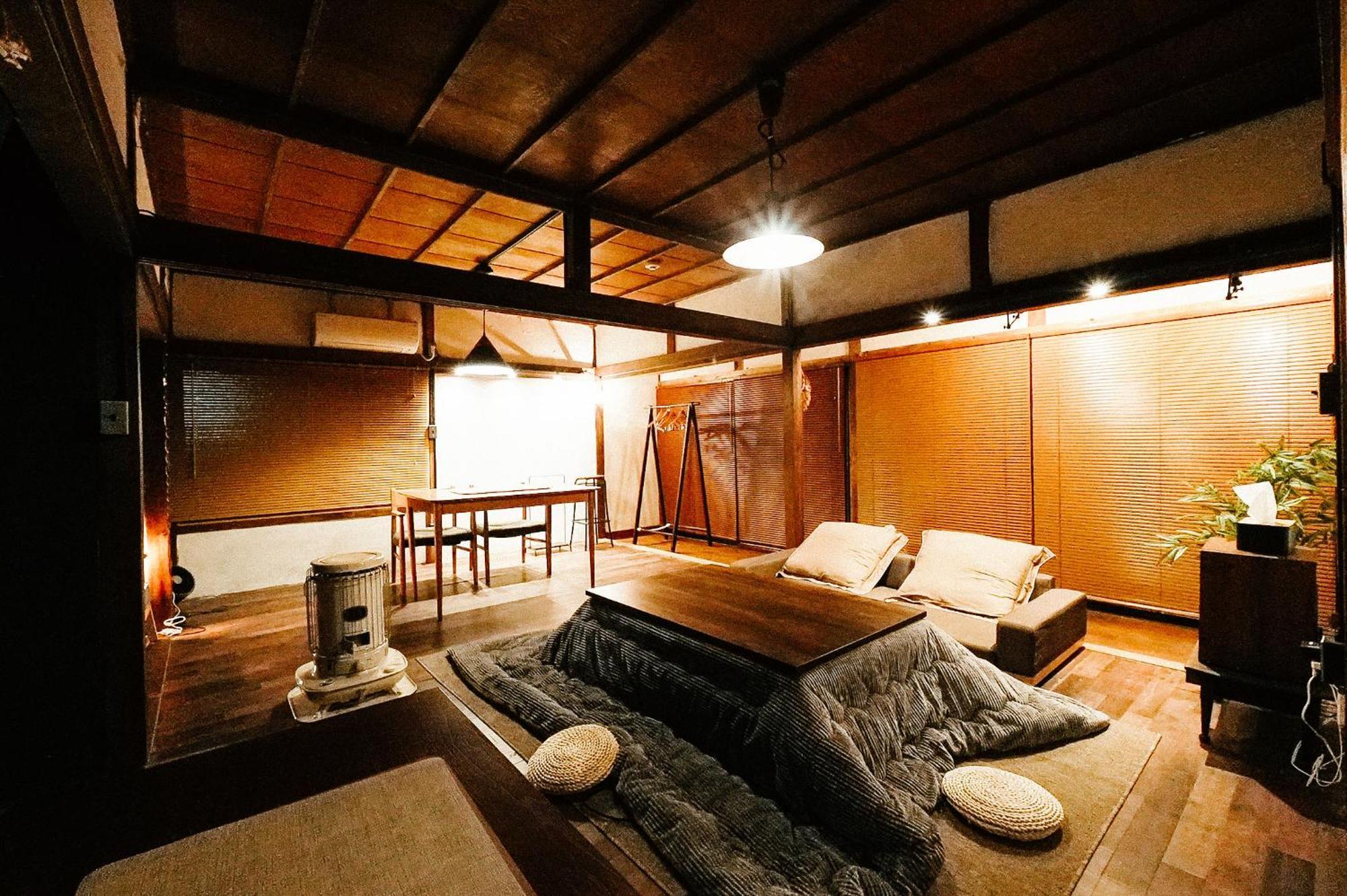 松本市の一棟貸し切りできる古民家 Exteriör bild