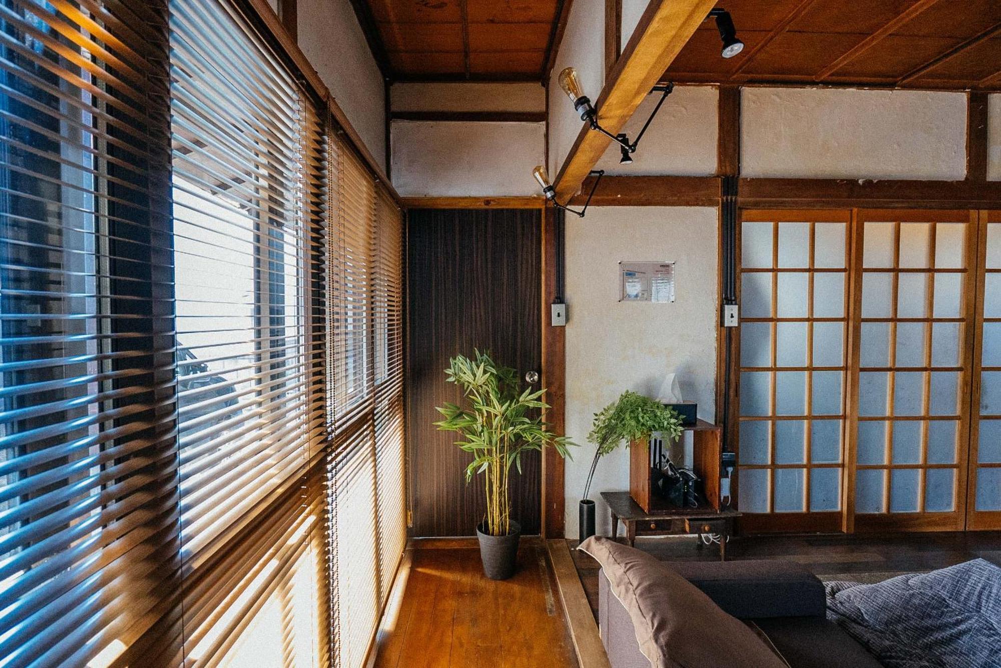 松本市の一棟貸し切りできる古民家 Exteriör bild