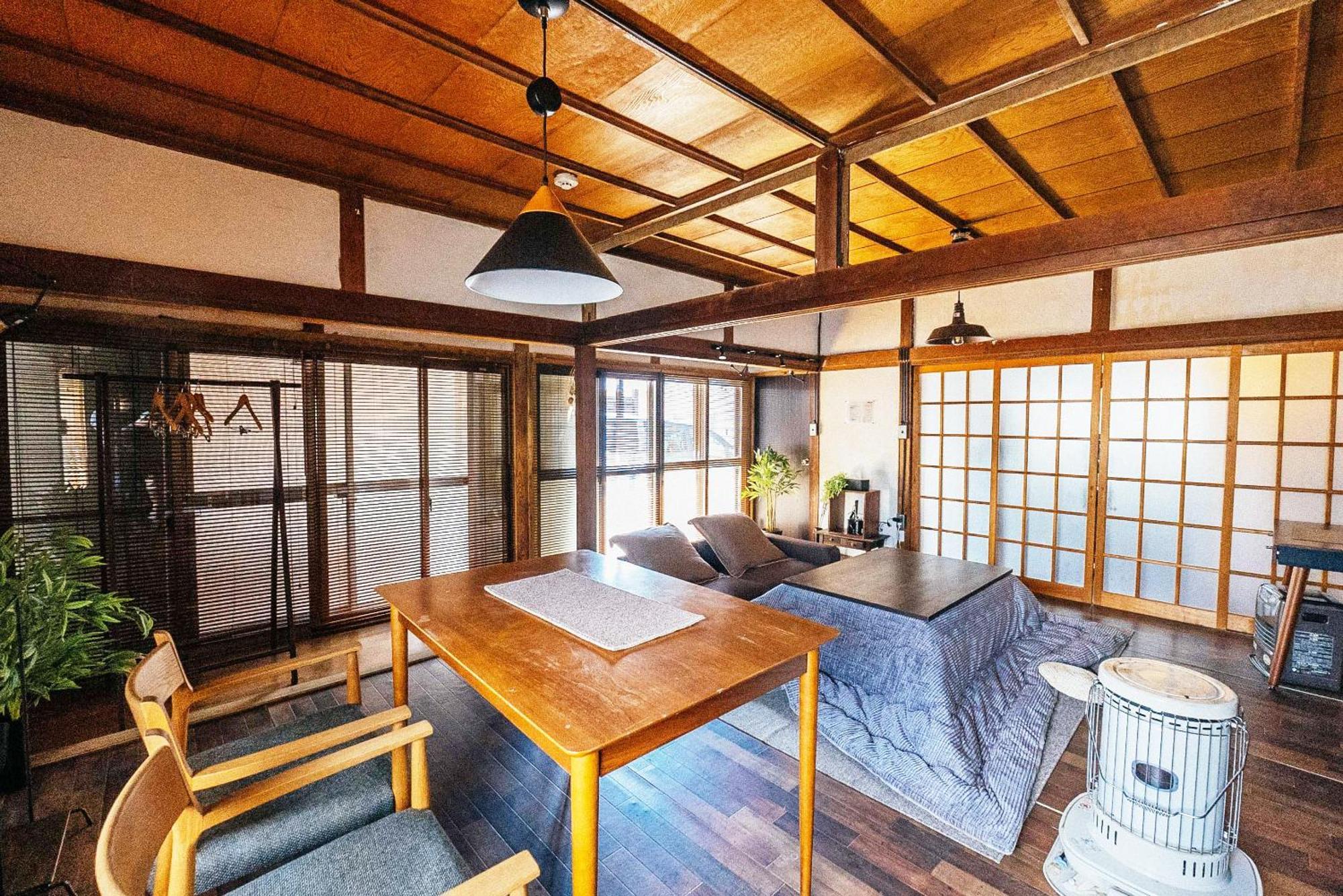 松本市の一棟貸し切りできる古民家 Exteriör bild